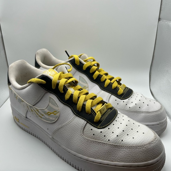 Air Force 1 '07 LV8 'Gold Links Zebra Print' - Picture 1 of 7